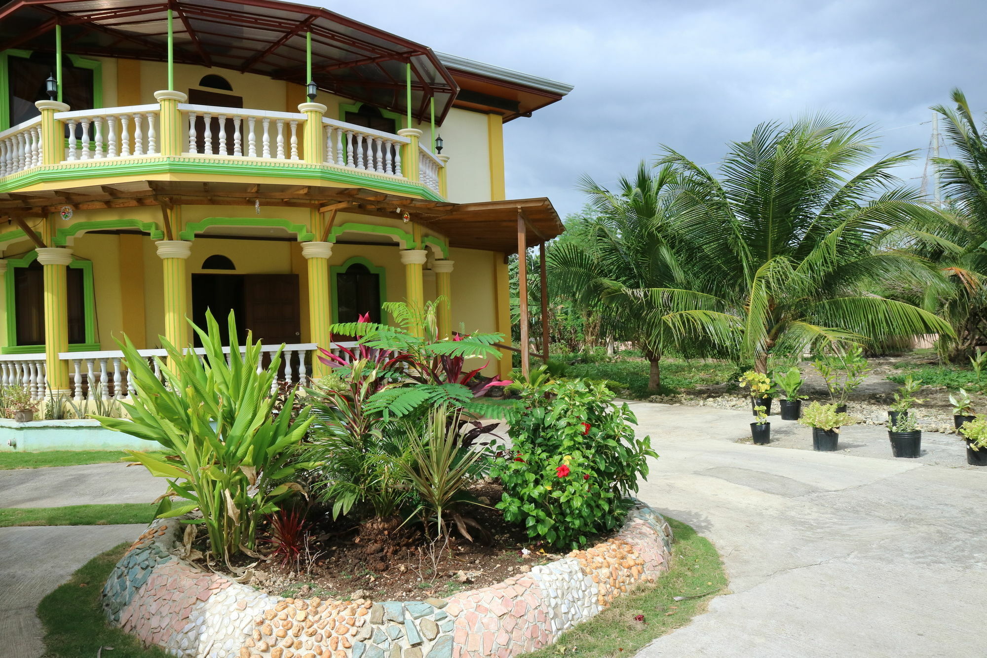 Oyo 422 Villa Emilia Pension House Panglao Eksteriør billede