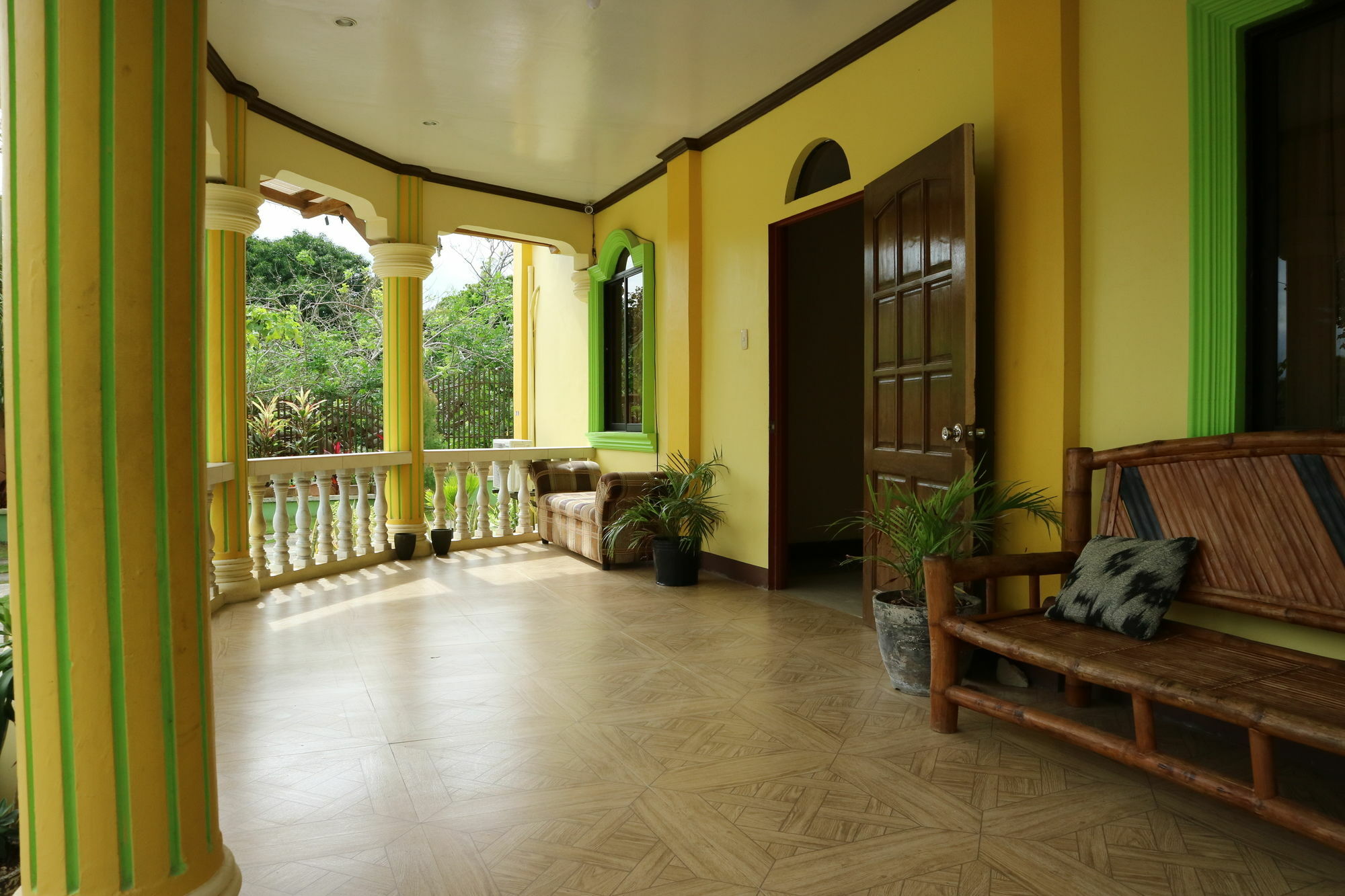 Oyo 422 Villa Emilia Pension House Panglao Eksteriør billede