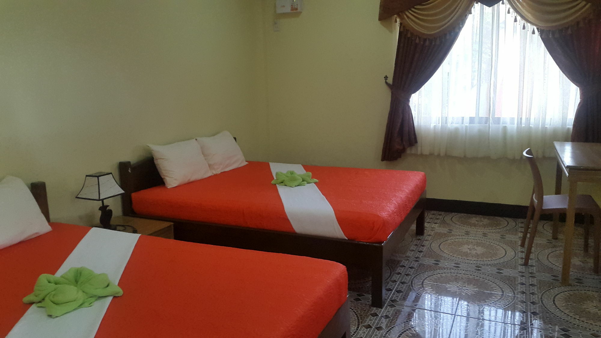 Oyo 422 Villa Emilia Pension House Panglao Eksteriør billede