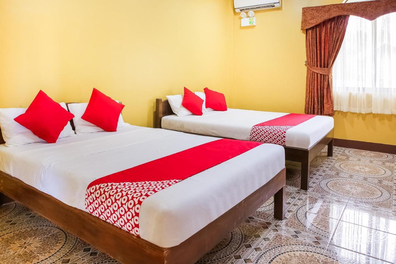 Oyo 422 Villa Emilia Pension House Panglao Eksteriør billede
